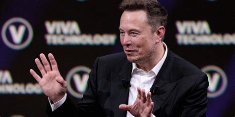 elon musk nude|Twitter Apparently Has Dick Pic Bot Looking for Nudity: Elon。